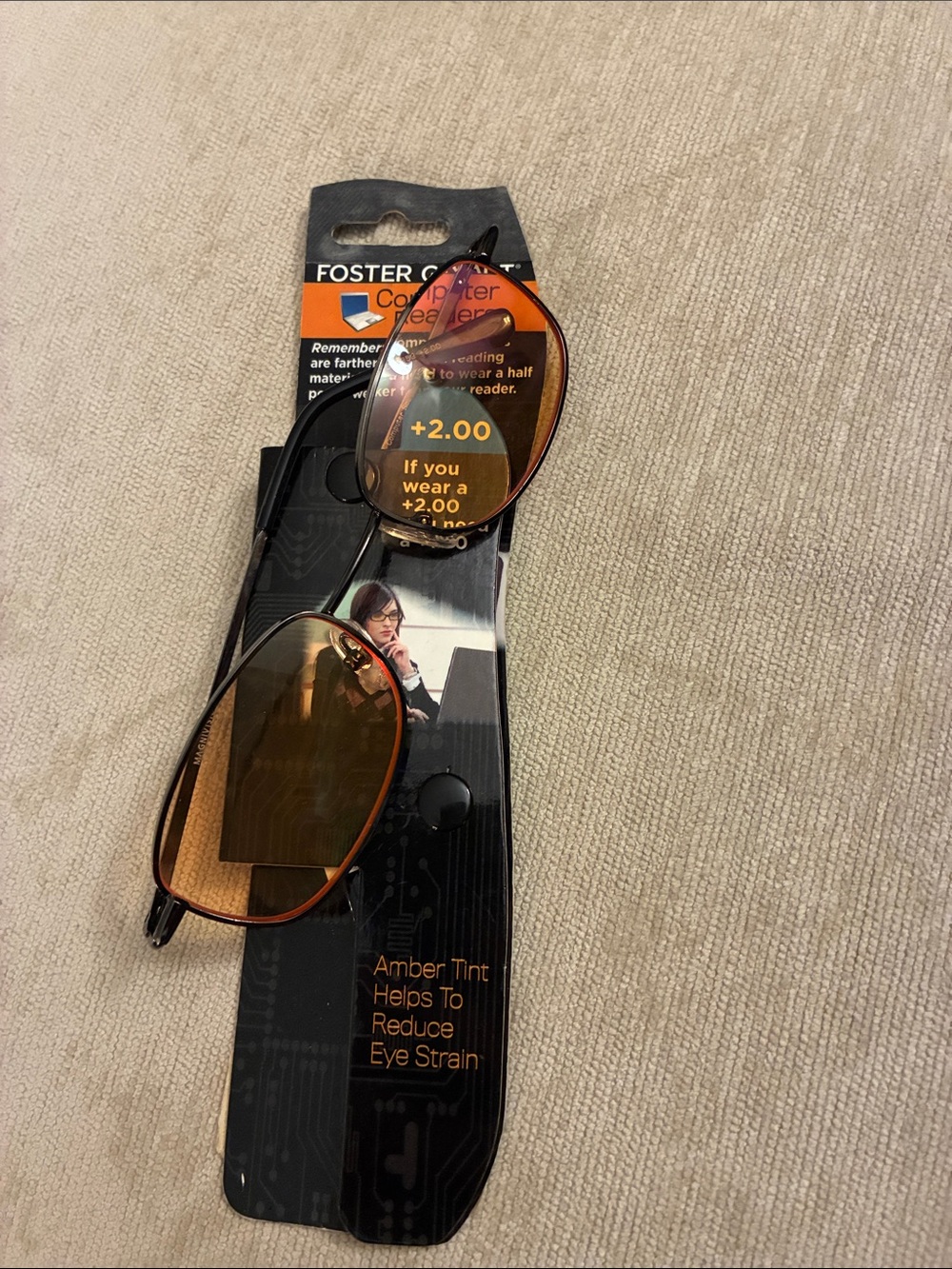 Foster Grant Men’s Black Frame Amber-Tint Computer Readers +2.00